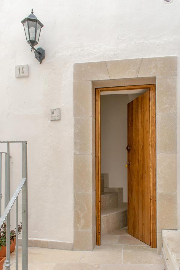 Amari'S Home Ostuni Exterior photo